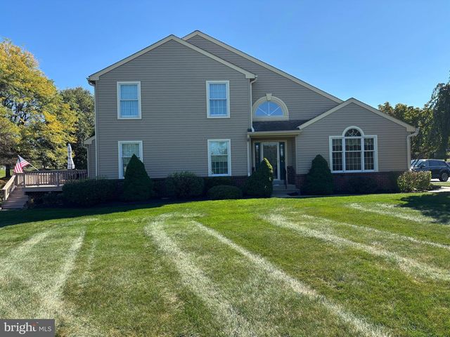 210 PINECREST LN, Lansdale, PA 19446