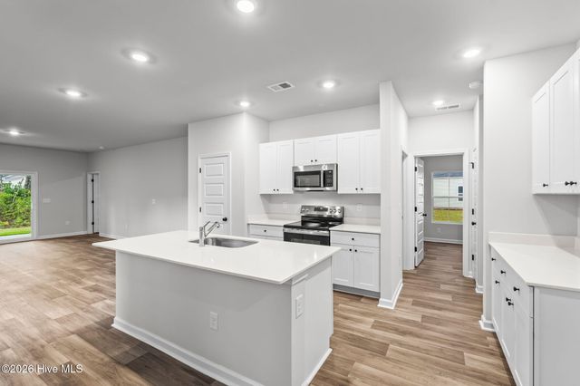 1037 Harbor Drive, Calabash, NC 28467