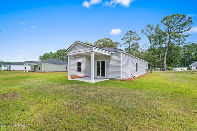 1037 Harbor Drive, Calabash, NC 28467