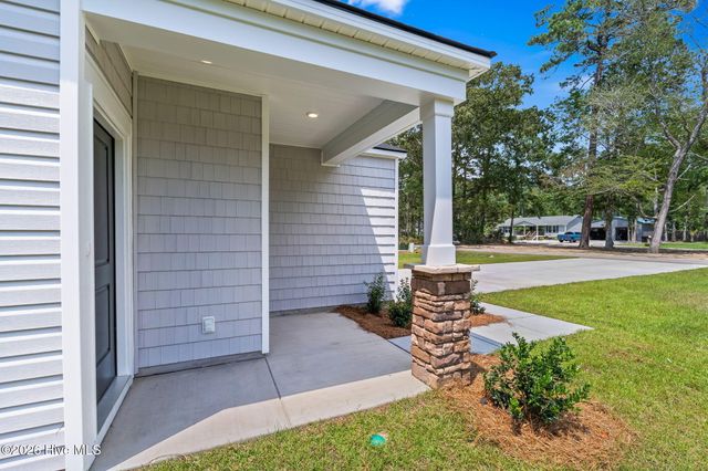 1037 Harbor Drive, Calabash, NC 28467