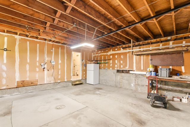 1581 Ascension Drive, San Mateo, CA 94402