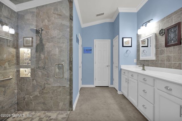 9114 HONEYBEE Lane, Jacksonville, FL 32256