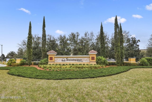 9114 HONEYBEE Lane, Jacksonville, FL 32256