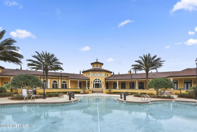 9114 HONEYBEE Lane, Jacksonville, FL 32256