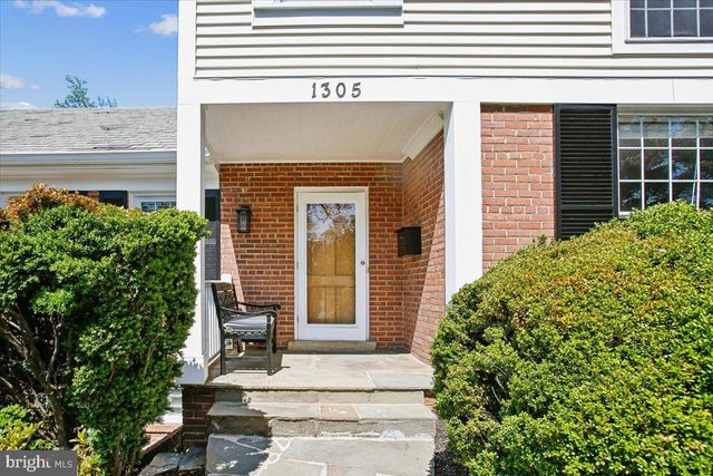 1305 KEY DR, Alexandria, VA 22302