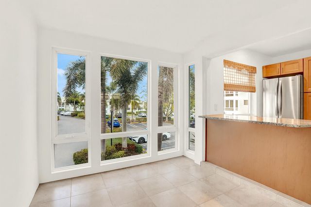 32 Colonial Club Drive 203, Boynton Beach, FL 33435