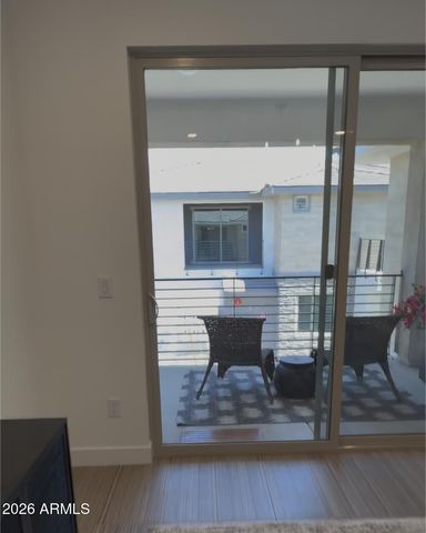 2121 W SONORAN DESERT Drive 124, Phoenix, AZ 85085