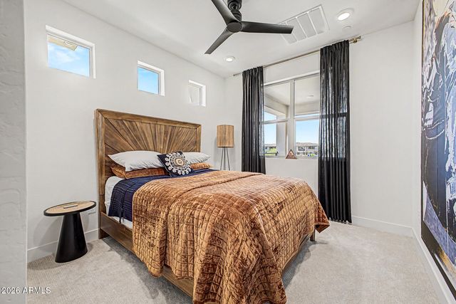 2121 W SONORAN DESERT Drive 124, Phoenix, AZ 85085