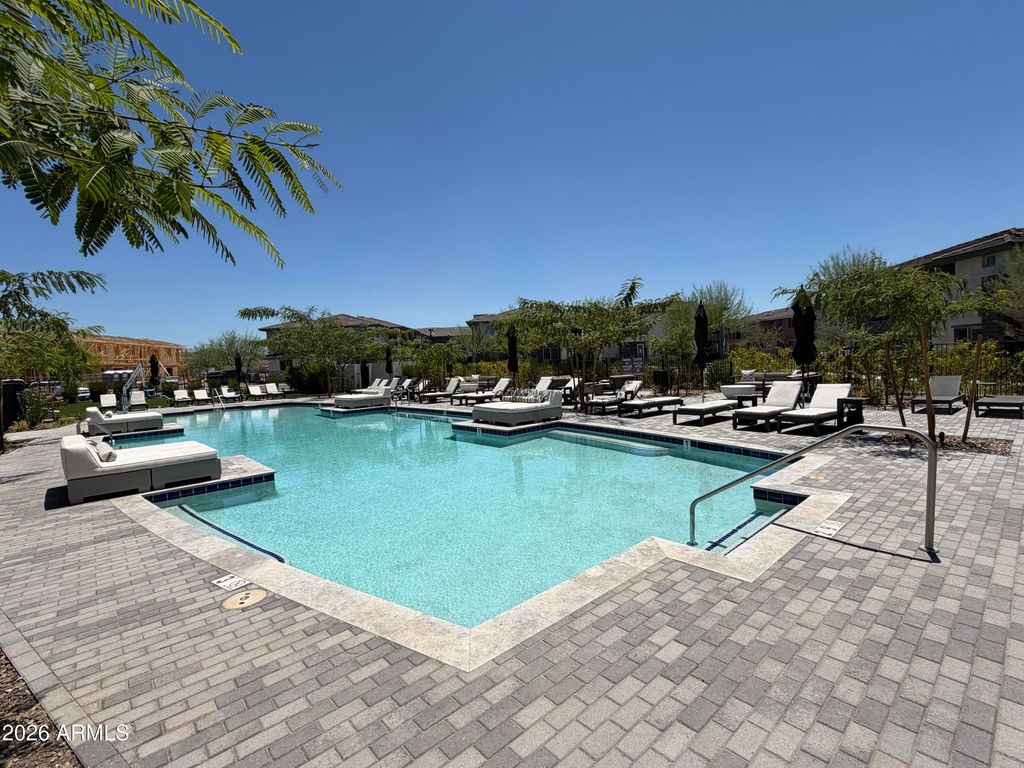 2121 W SONORAN DESERT Drive 124, Phoenix, AZ 85085 — photo 2