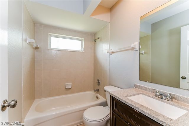 406 SE 8th ST, Cape Coral, FL 33990