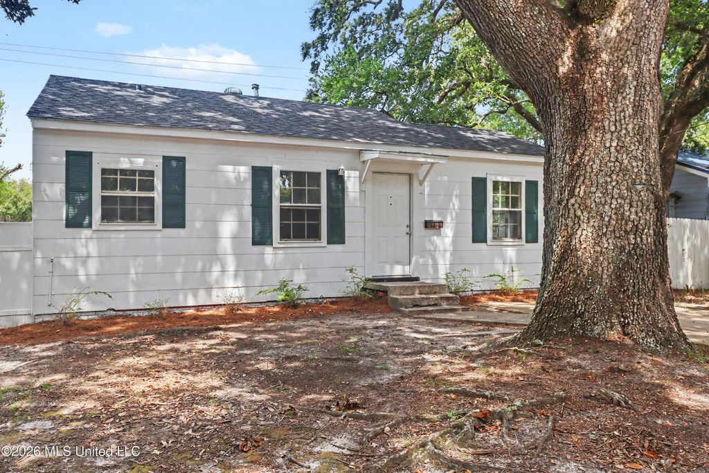 1496 Guice Place, Biloxi, MS 39530