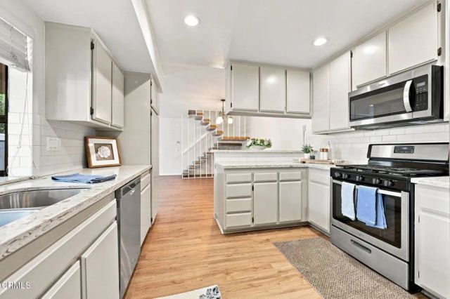 1107 Catlin Street A, Simi Valley, CA 93065