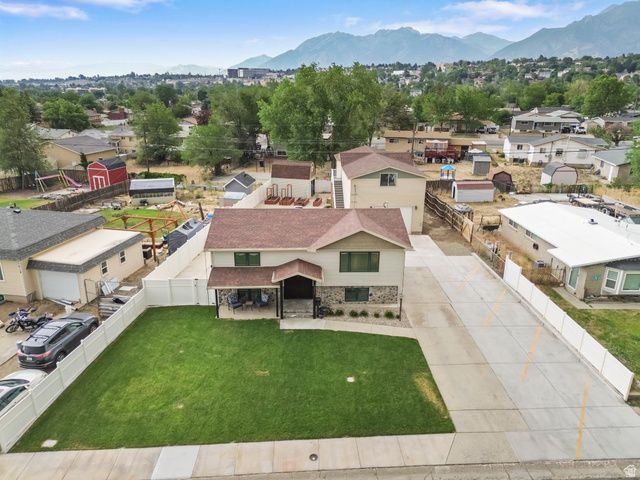1027 E SERPENTINE WAY, White City, UT 84094