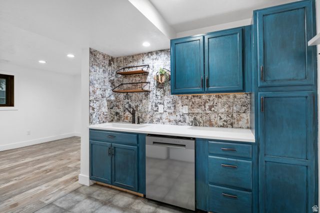 1027 E SERPENTINE WAY, White City, UT 84094