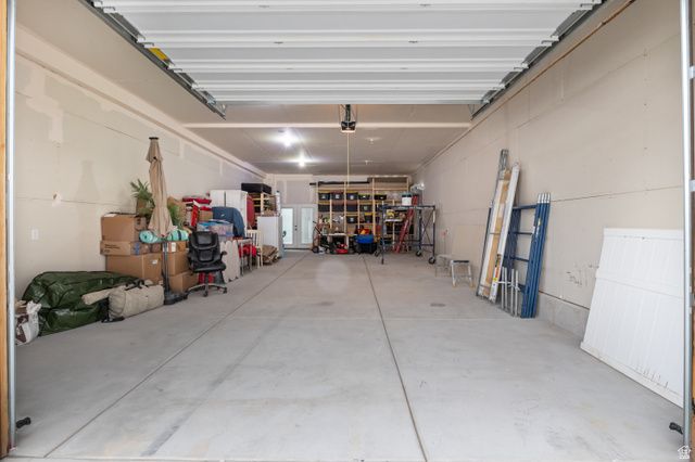 1027 E SERPENTINE WAY, White City, UT 84094
