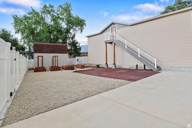 1027 E SERPENTINE WAY, White City, UT 84094