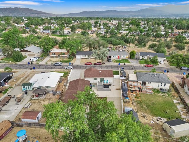 1027 E SERPENTINE WAY, White City, UT 84094