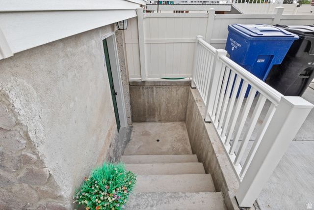 1027 E SERPENTINE WAY, White City, UT 84094
