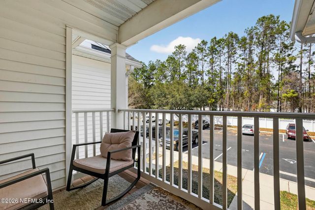 575 OAKLEAF PLANTATION Parkway 714, Orange Park, FL 32065