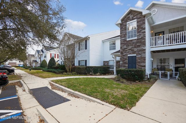 575 OAKLEAF PLANTATION Parkway 714, Orange Park, FL 32065