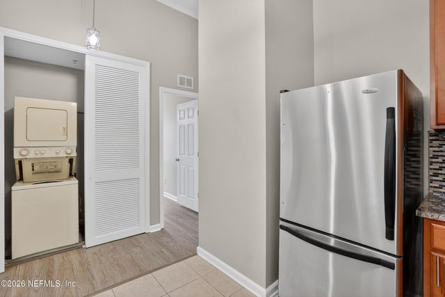 575 OAKLEAF PLANTATION Parkway 714, Orange Park, FL 32065