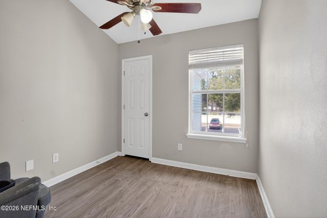 575 OAKLEAF PLANTATION Parkway 714, Orange Park, FL 32065