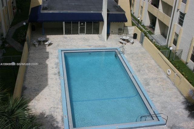 10000 NW 80th Street 2147, Hialeah Gardens, FL 33016