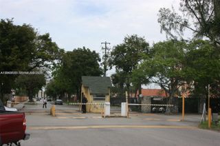 10000 NW 80th Street 2147, Hialeah Gardens, FL 33016