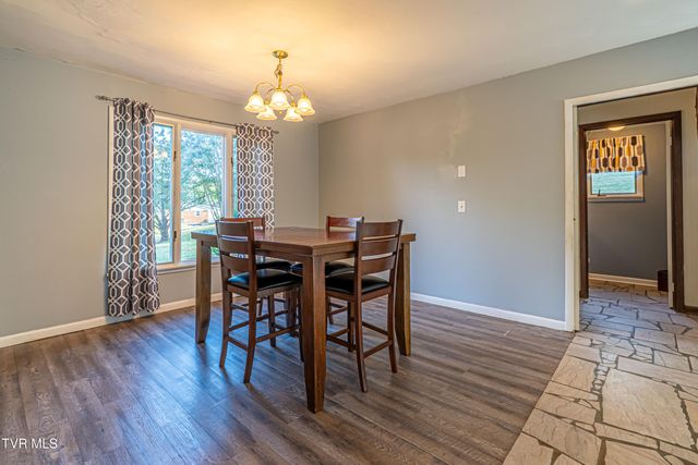 344 Kilgore Drive, Bristol, VA 24201
