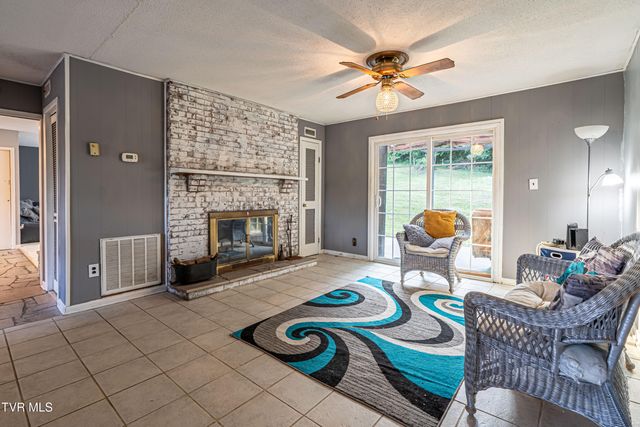 344 Kilgore Drive, Bristol, VA 24201