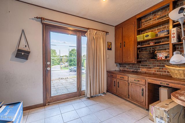 344 Kilgore Drive, Bristol, VA 24201