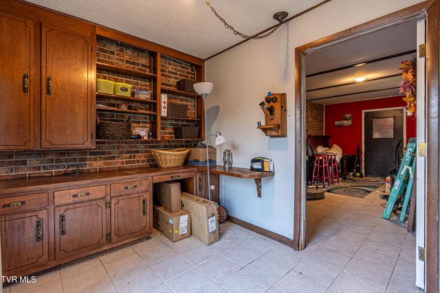 344 Kilgore Drive, Bristol, VA 24201