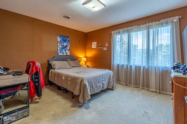 344 Kilgore Drive, Bristol, VA 24201