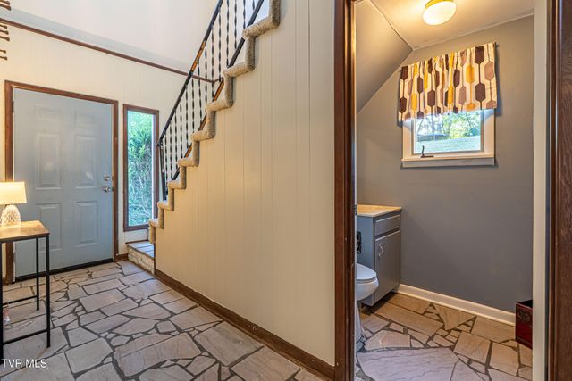 344 Kilgore Drive, Bristol, VA 24201