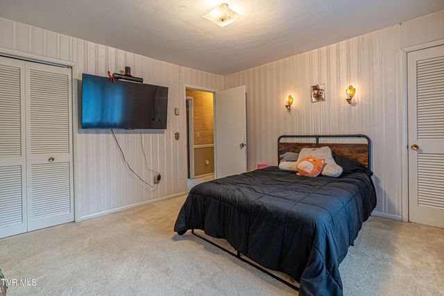 344 Kilgore Drive, Bristol, VA 24201