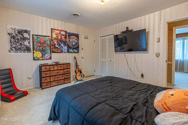 344 Kilgore Drive, Bristol, VA 24201