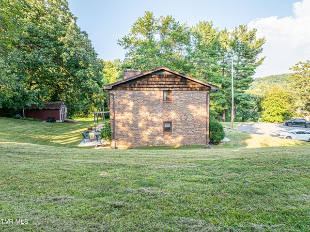 344 Kilgore Drive, Bristol, VA 24201