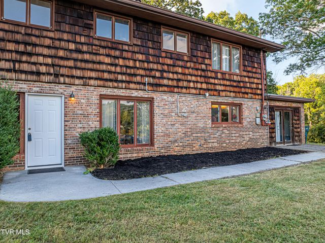 344 Kilgore Drive, Bristol, VA 24201