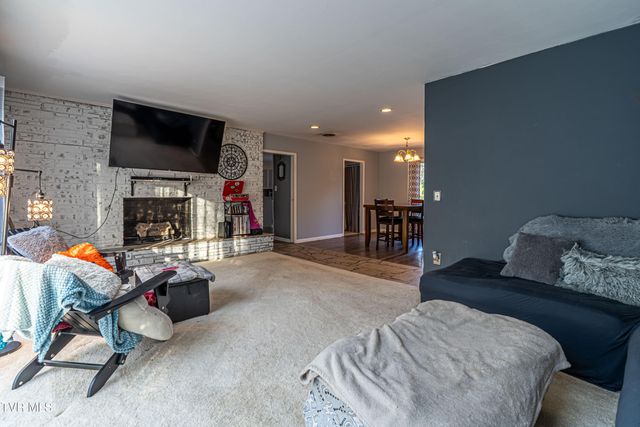 344 Kilgore Drive, Bristol, VA 24201