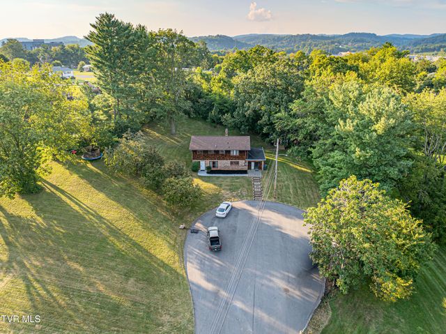 344 Kilgore Drive, Bristol, VA 24201
