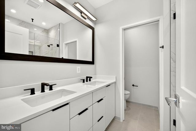 158 N LEE, Falls Church, VA 22046