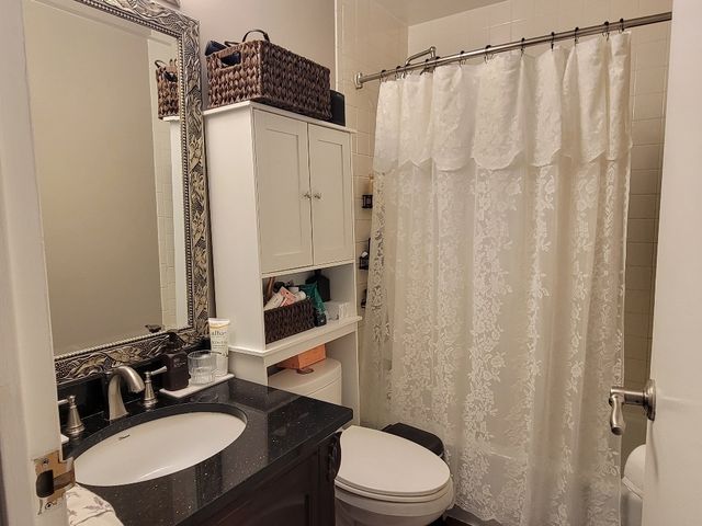 425 Walnut Creek Lane 1305, Lisle, IL 60532