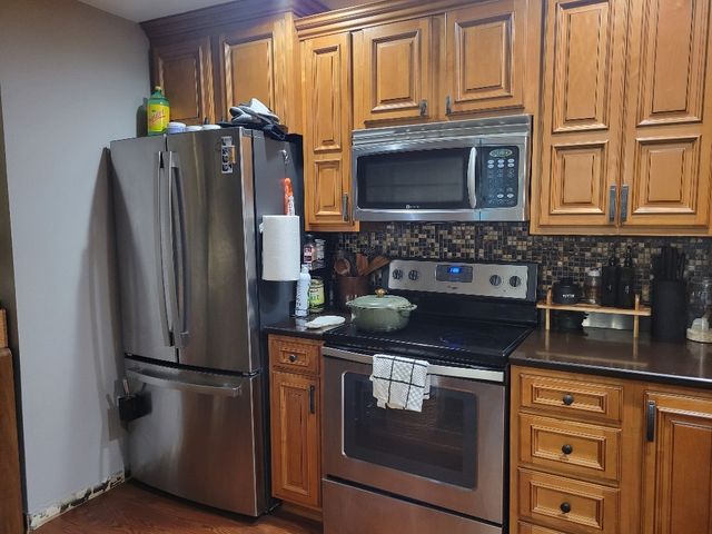 425 Walnut Creek Lane 1305, Lisle, IL 60532