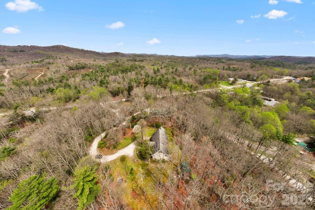 13705 Rosman Highway, Lake Toxaway, NC 28747