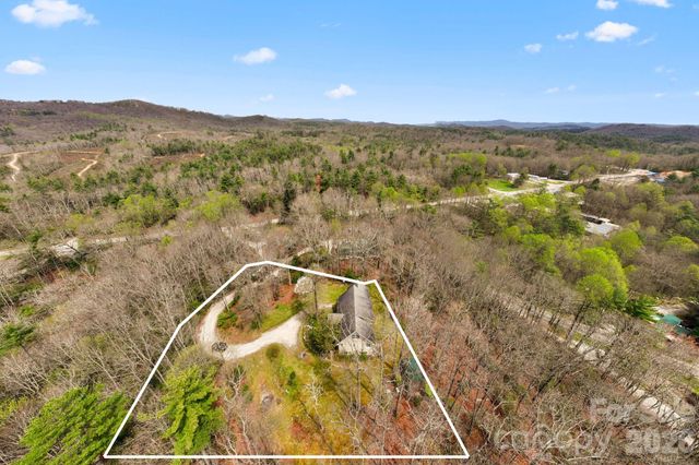 13705 Rosman Highway, Lake Toxaway, NC 28747