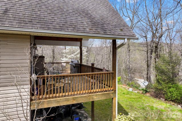 13705 Rosman Highway, Lake Toxaway, NC 28747