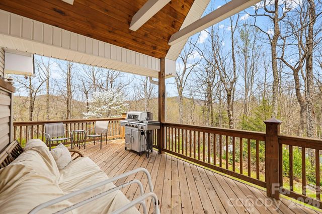 13705 Rosman Highway, Lake Toxaway, NC 28747