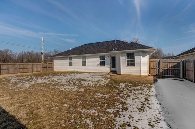 1003 S Meteor Avenue, Springfield, MO 65802
