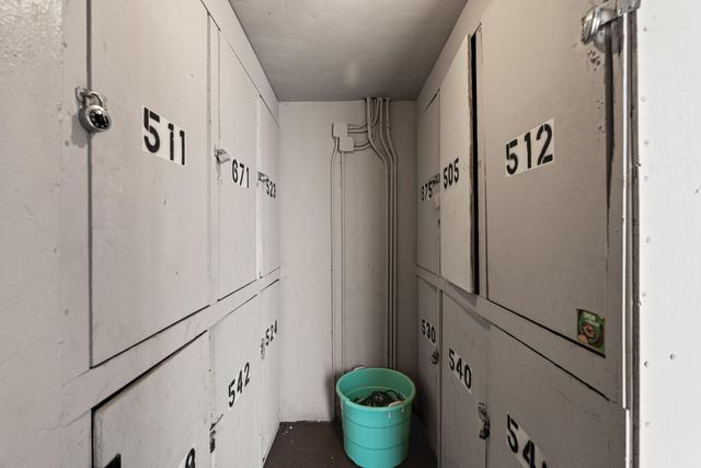 3700 N Pine Island Road 310, Sunrise, FL 33351