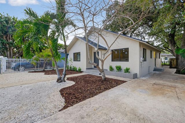 7700 NW 15th Ave, Miami, FL 33147